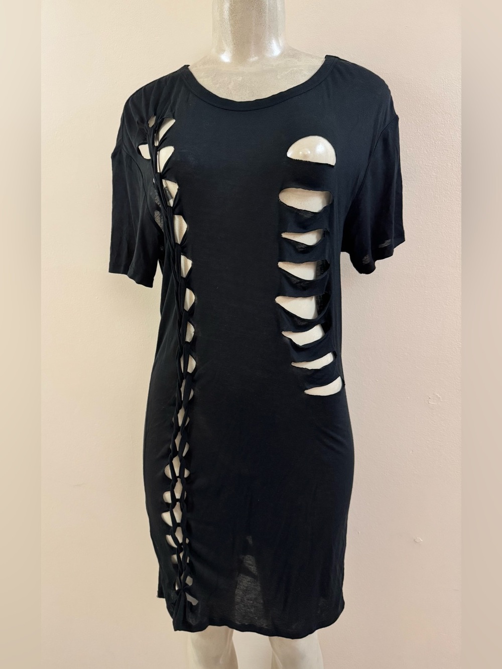 NWT BCBG MaxAzria Black Cut Out T-Shirt Dress Size Small